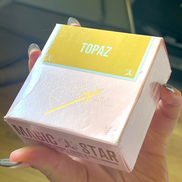 Jeffree Star Cosmetics Topaz Setting Powder (New in box) - Picture 2 of 4